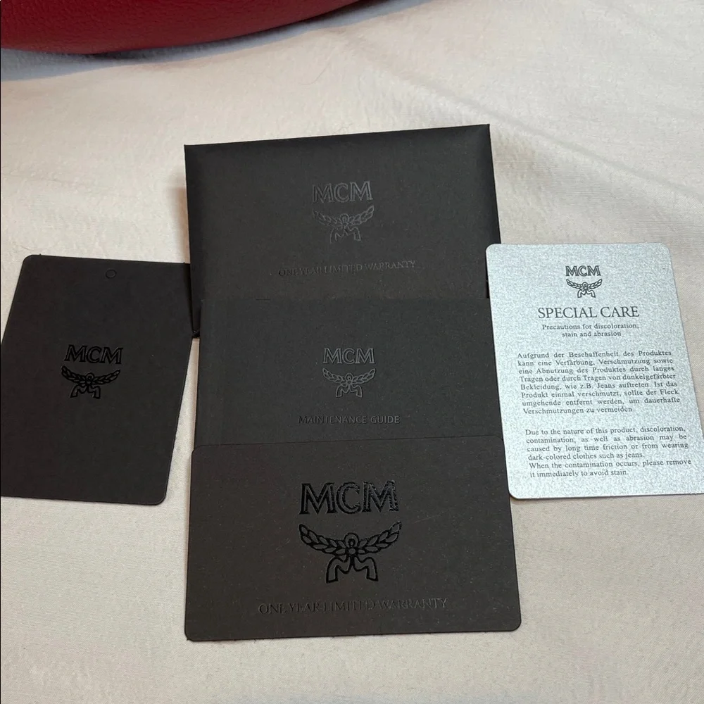 MCM Patricia Red Leather Hobo Shoulder bag - Picture 4 of 15